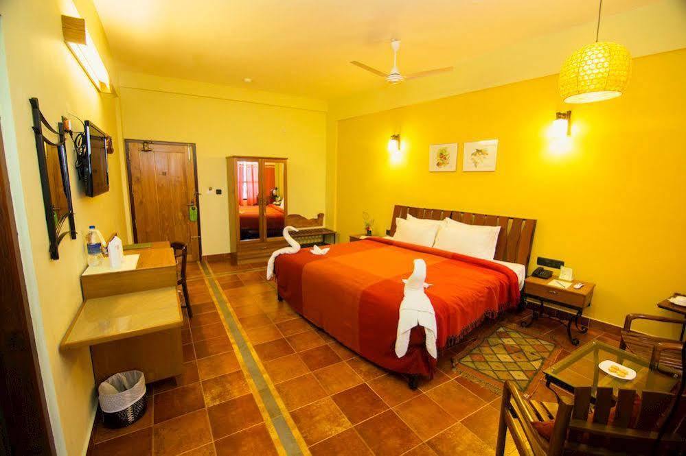 Forest Glade Resorts Chithirapuram Extérieur photo